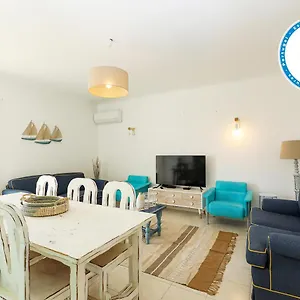 Apartment C13 - Ameijeira, Lagos